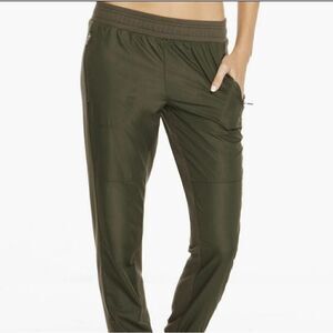 Fabletics Anguilla olive green joggers